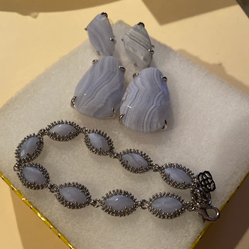 Kendra Scott Earring and Bracelet Set.